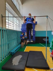 gNc1KyJ0wK4